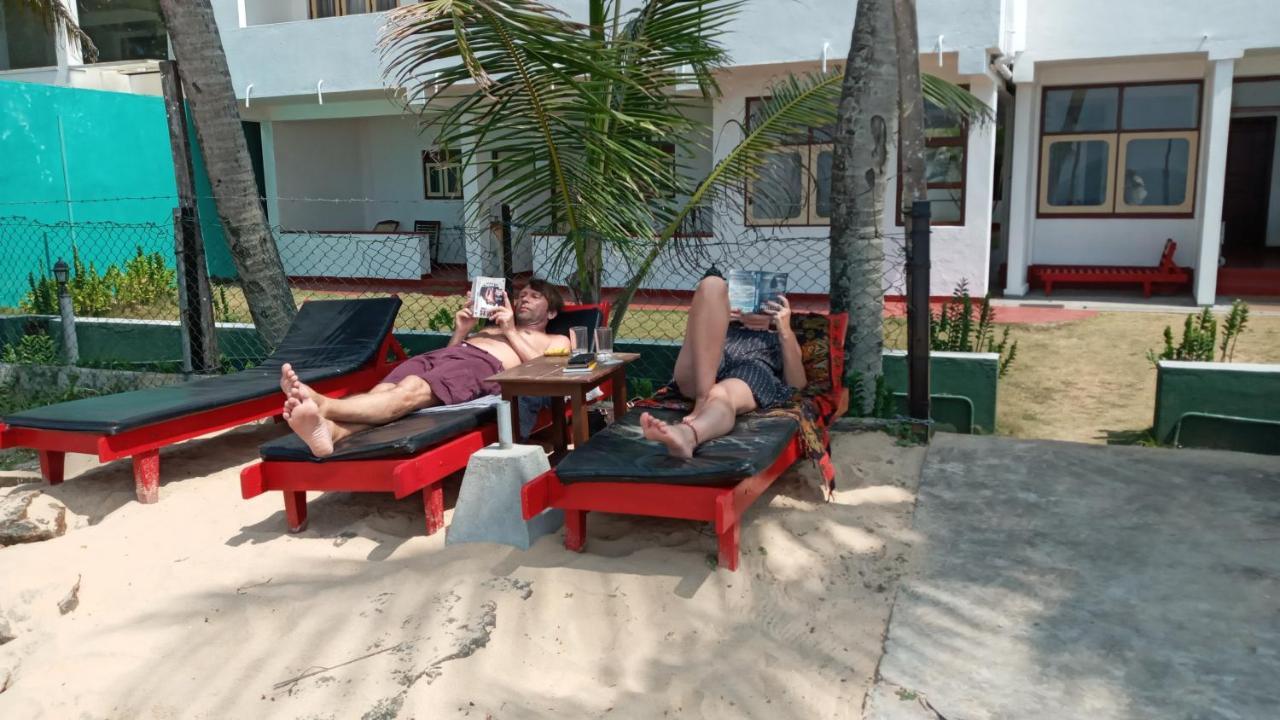 New Seaside Inn Hikkaduwa Zewnętrze zdjęcie